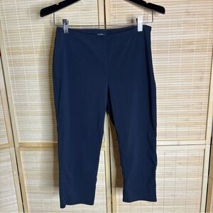Kimchi Blue Black Capri Cut Pants size 6 Urban Outfitters, Stretch Crop